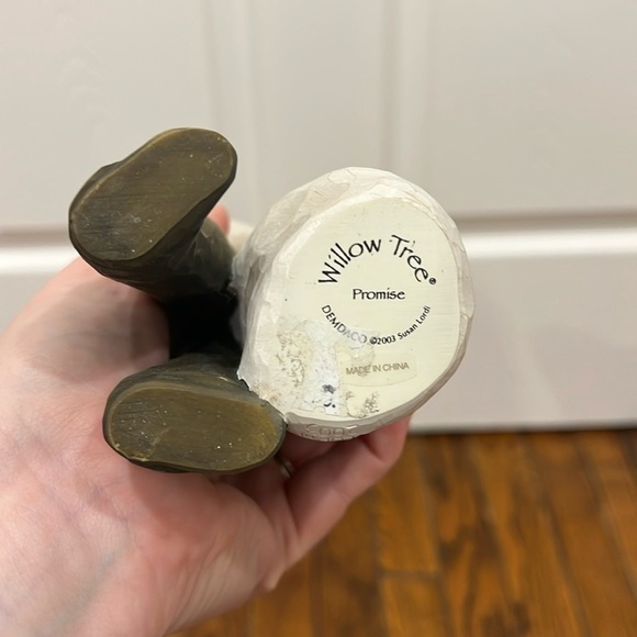 Willow Tree “Promise” Figurine - Picture 2 of 2